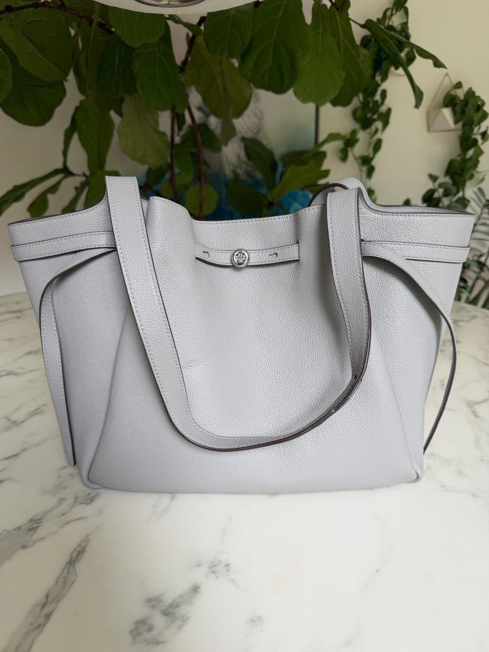 Tory Burch Romy Large Tote Bag in Light Granite Gray Leather